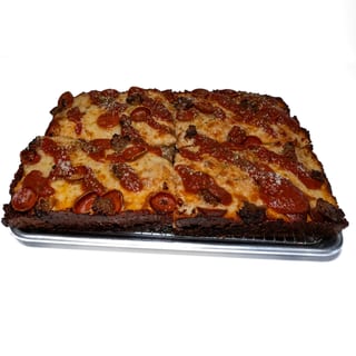 Detroit Hot Honey Pepperoni